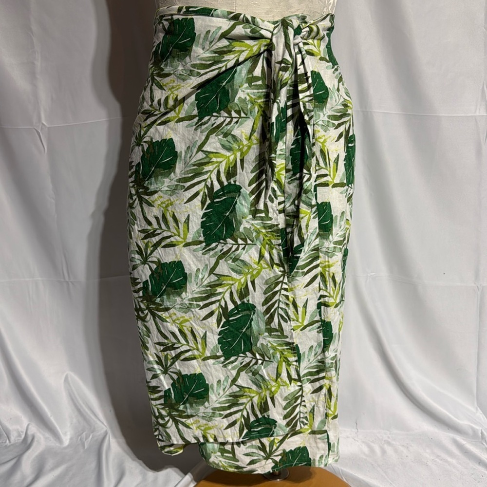 NWT Panama Jack women’s tropical print linen/ rayon blend wrap size large.